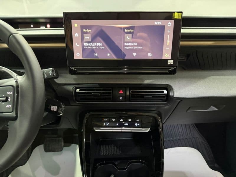 Citroen C3 AirCross 1.2 Hybrid Plus eDCS6, fotoğraf 31