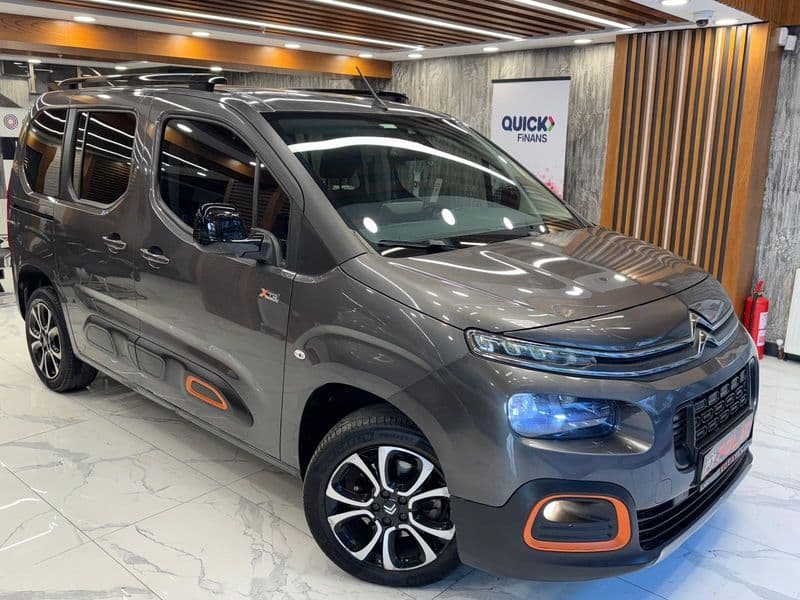 Citroen Berlingo Kombi 1.5 BlueHDI Shine Bold EAT8, fotoğraf 30