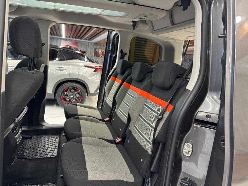 Citroen Berlingo Kombi 1.5 BlueHDI Shine Bold EAT8, fotoğraf 54