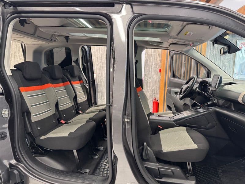 Citroen Berlingo Kombi 1.5 BlueHDI Shine Bold EAT8, fotoğraf 53