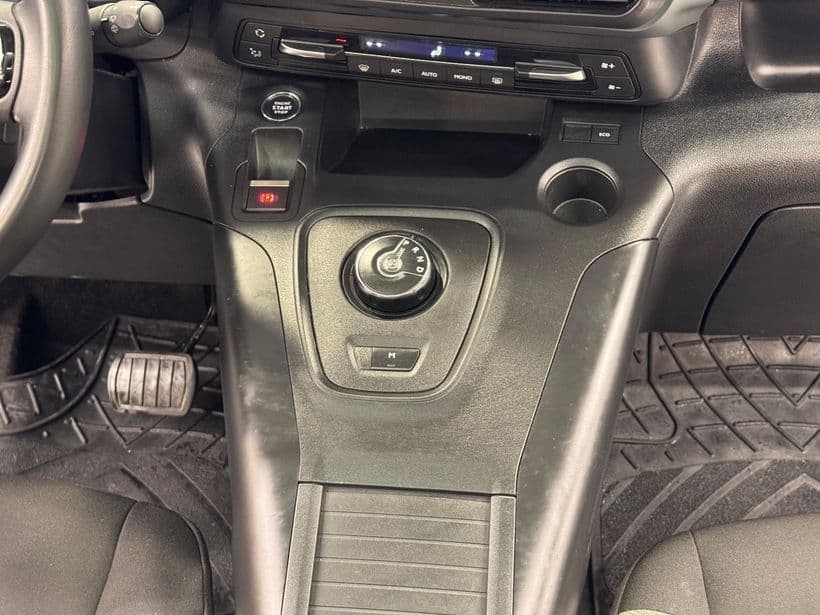 Citroen Berlingo Kombi 1.5 BlueHDI Shine Bold EAT8, fotoğraf 18